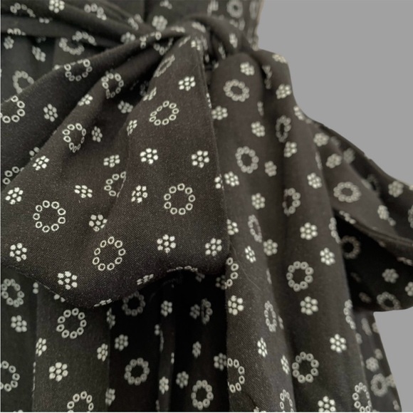 Chaps Wide Leg Floral Jumpsuit - Picture 5 of 14